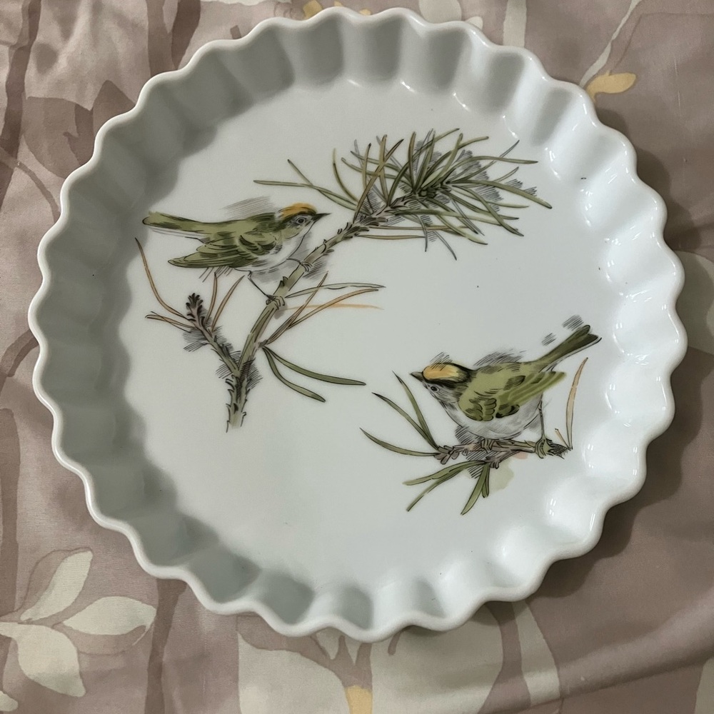 Enesco Vintage Torte Dish- “songbird”